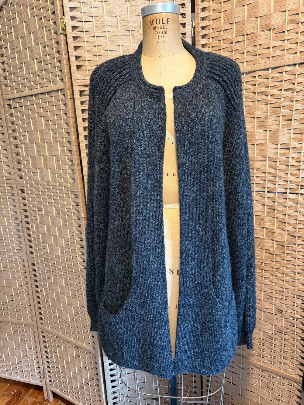 Peruvian Link Ebel Alpaca Cardigan XL Charcoal Gray Open Front Made Peru